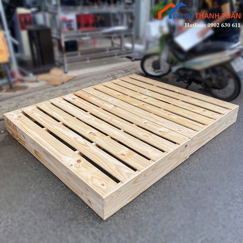 giuong-pallet-go-cu-1m6-mau-vang-sang-3 Giường Pallet Gỗ Cũ 1m6 Màu Vàng Sáng