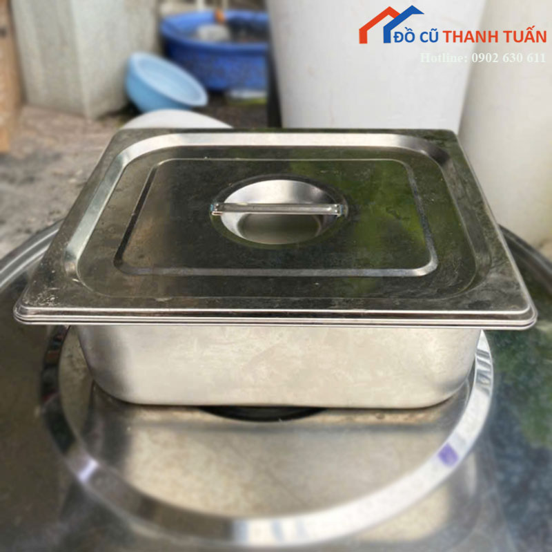 Khay Đựng Thức Ăn Inox Cũ Hình Chữ Nhật Có Nắp Đậy