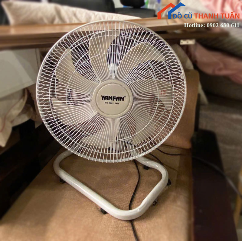 Quạt Sàn Quỳ Nhựa Yanfan Cũ