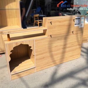 Quầy Lễ Tân Cũ 1m8 Tích Hợp Kệ Thờ Thần Tài