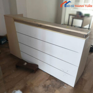 Quầy Lễ Tân Cũ 2m Màu Trắng Vân Gỗ