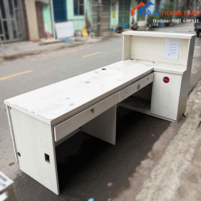quay-le-tan-cu-chu-l-go-cong-nghiep-1 Quầy Lễ Tân Cũ Chữ L Gỗ Công Nghiệp