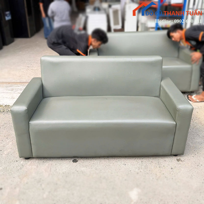 sofa-bang-boc-da-cu-thiet-ke-gon-gang-3 Sofa Băng Bọc Da Cũ Thiết Kế Gọn Gàng