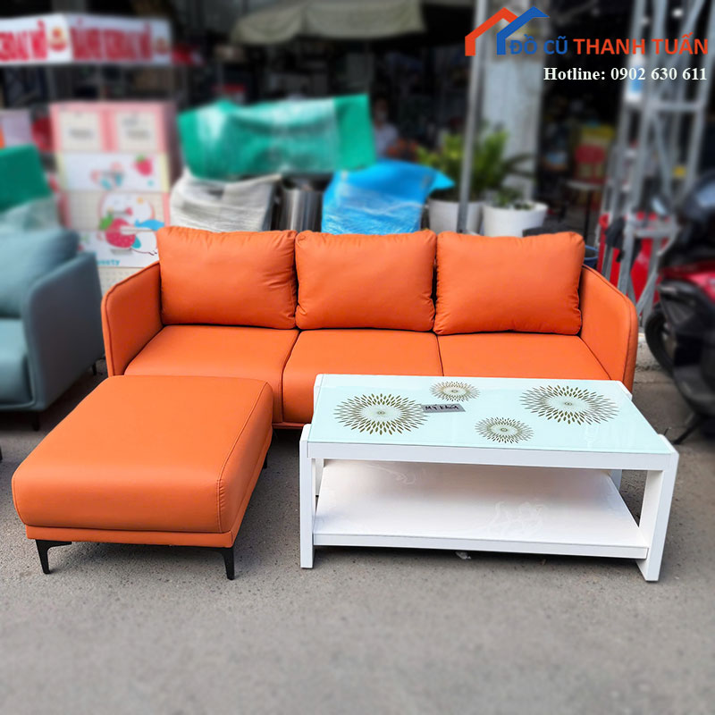 sofa-bang-boc-da-nhieu-mau-kem-don-va-ban-tra-moi-99 (2) Sofa Băng Bọc Da Nhiều Màu Kèm Đôn Và Bàn Trà Mới 99%