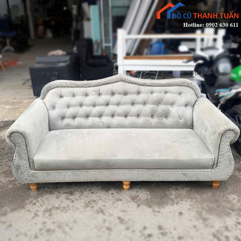 Sofa Băng Bọc Nhung Kiểu Cổ Điển Mới 90%