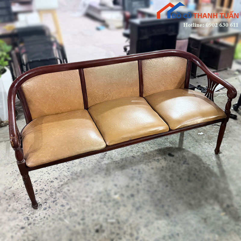 sofa-bang-go-khung-chan-tu-nhien-boc-dem-cu-3 Sofa Băng Gỗ Khung Chân Tự Nhiên Bọc Đệm Cũ