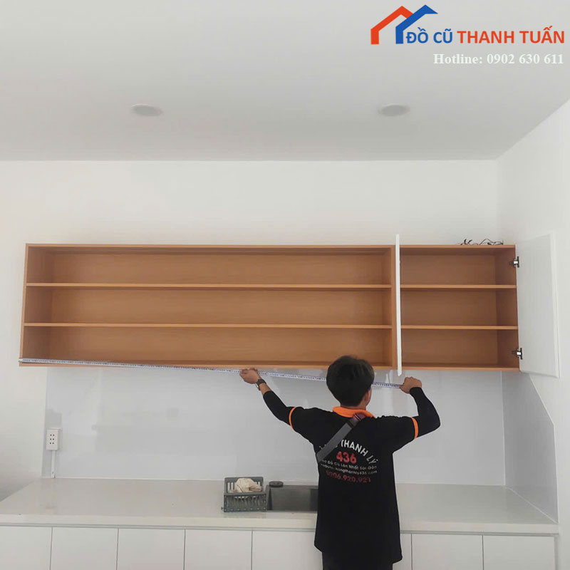 Tủ Kệ Bếp Treo Tường Cũ Dài 2m8