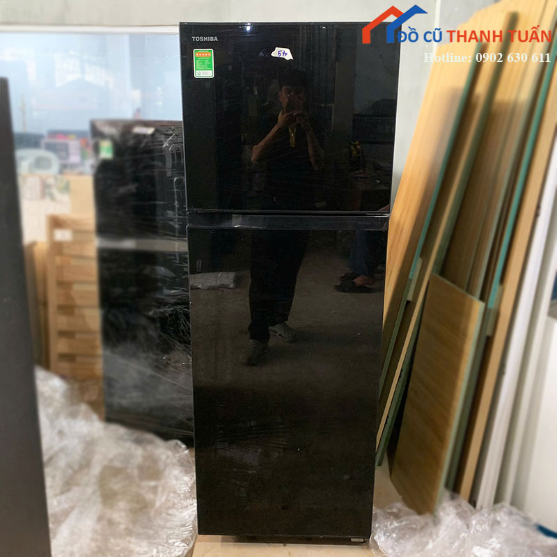 tu-lanh-panasonic-cu-ngan-da-tren-dung-tich-lon-2 Tủ Lạnh Panasonic Cũ Ngăn Đá Trên Dung Tích Lớn