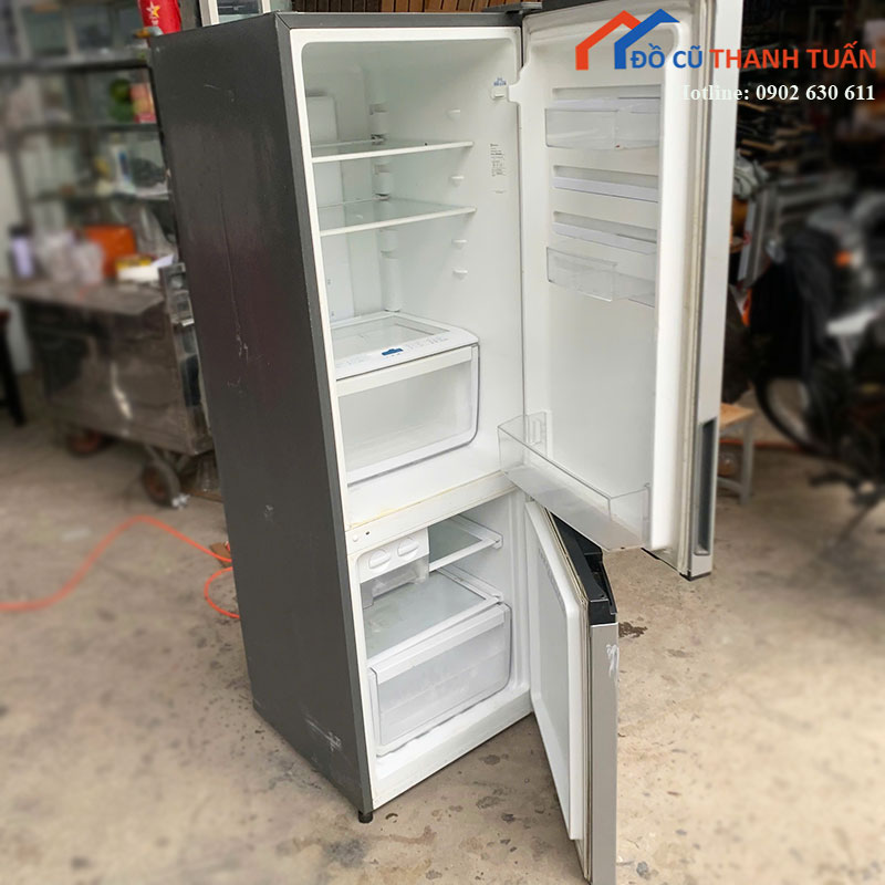 tu-lanh-samsung-cu-2-canh-thiet-ke-ngan-da-duoi-1 Tủ Lạnh Samsung Cũ 2 Cánh Thiết Kế Ngăn Đá Dưới