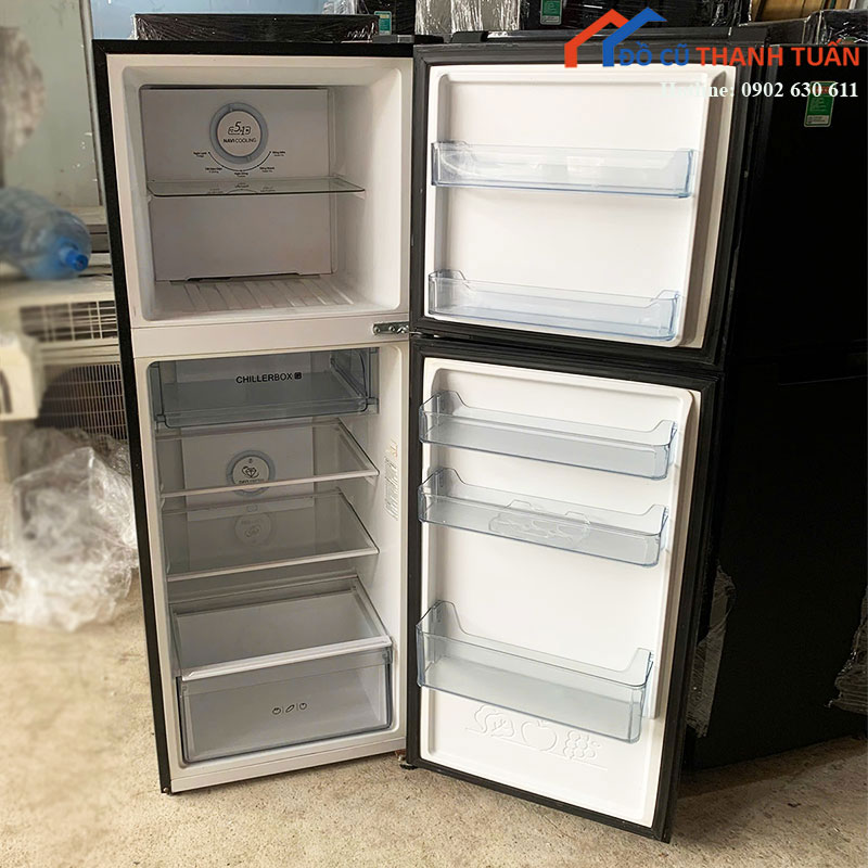 tu-lanh-toshiba-cu-2-canh-mau-den-hien-dai-1 Tủ Lạnh Toshiba Cũ 2 Cánh Màu Đen Hiện Đại