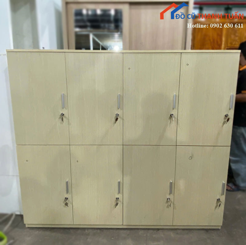 tu-locker-go-cu-8-ngan-co-khoa-rieng-mau-vang-soi-2 Tủ Locker Gỗ Cũ 8 Ngăn Có Khóa Riêng Màu Vàng Sồi