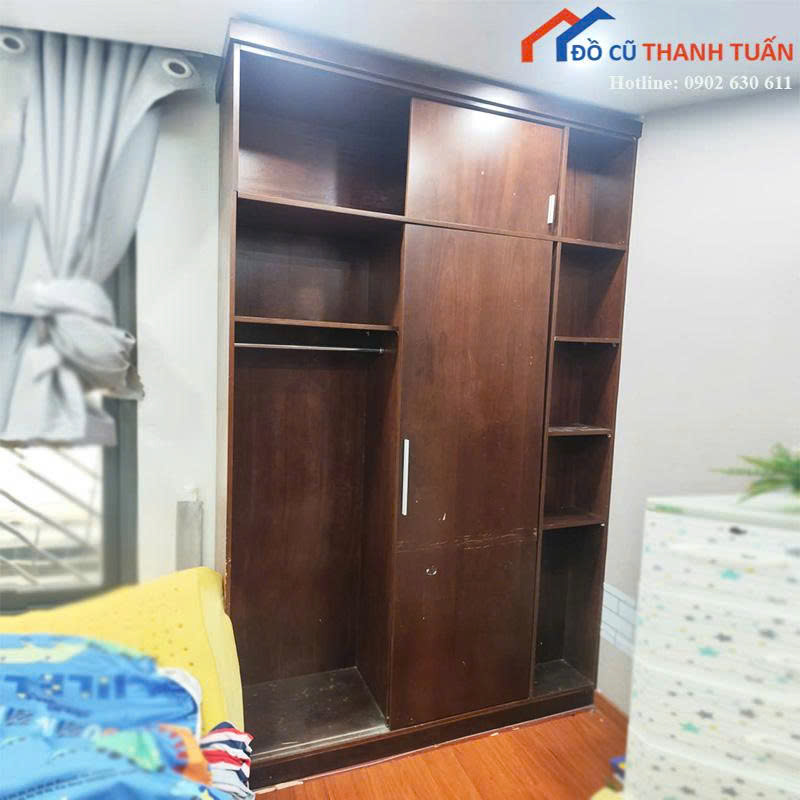 tu-quan-ao-go-cu-cua-lua-co-ke-ben-hong-1 Thanh Lý Đồ Nội Thất Cũ - Chuyên Mua Bán Bàn Ghế Cũ Giá Tốt Nhất