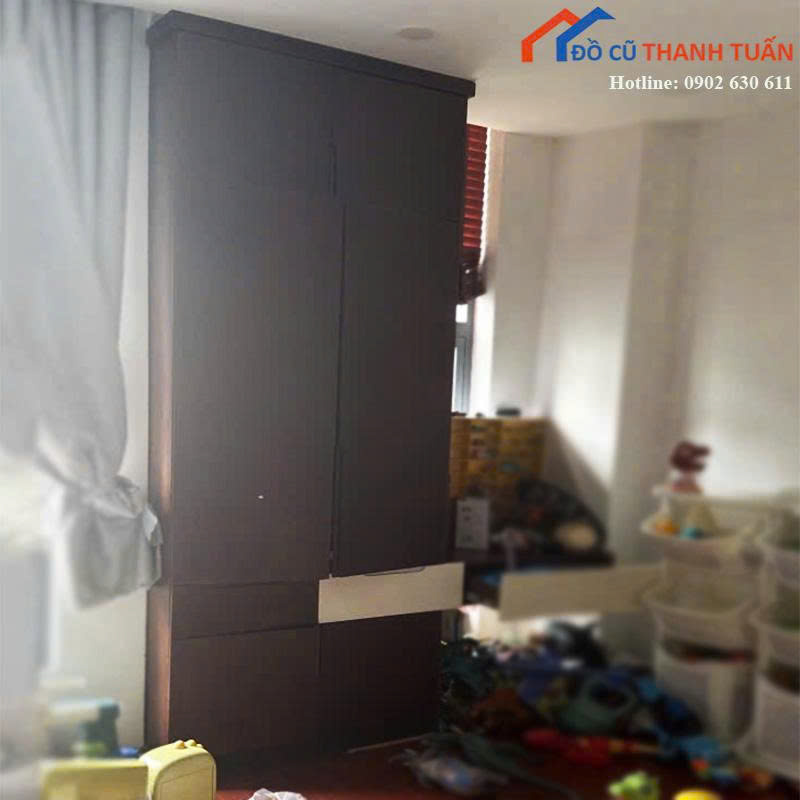 Tủ Quần Áo Gỗ Cũ Màu Nâu Dáng Đứng