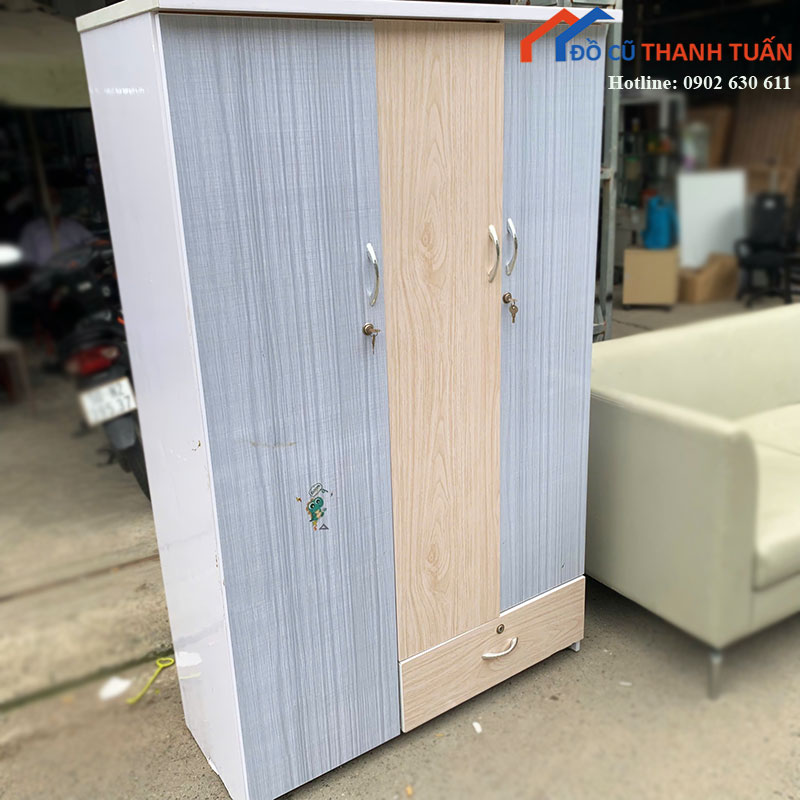 Tủ Quần Áo Nhựa Cũ 3 Cánh Có Ngăn Kéo
