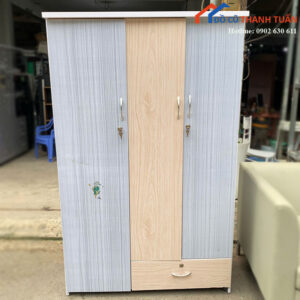 Tủ Quần Áo Nhựa Cũ 3 Cánh Có Ngăn Kéo