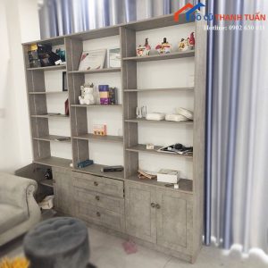 Tủ Trưng Bày Đồ Gỗ Công Nghiệp Mới 90%