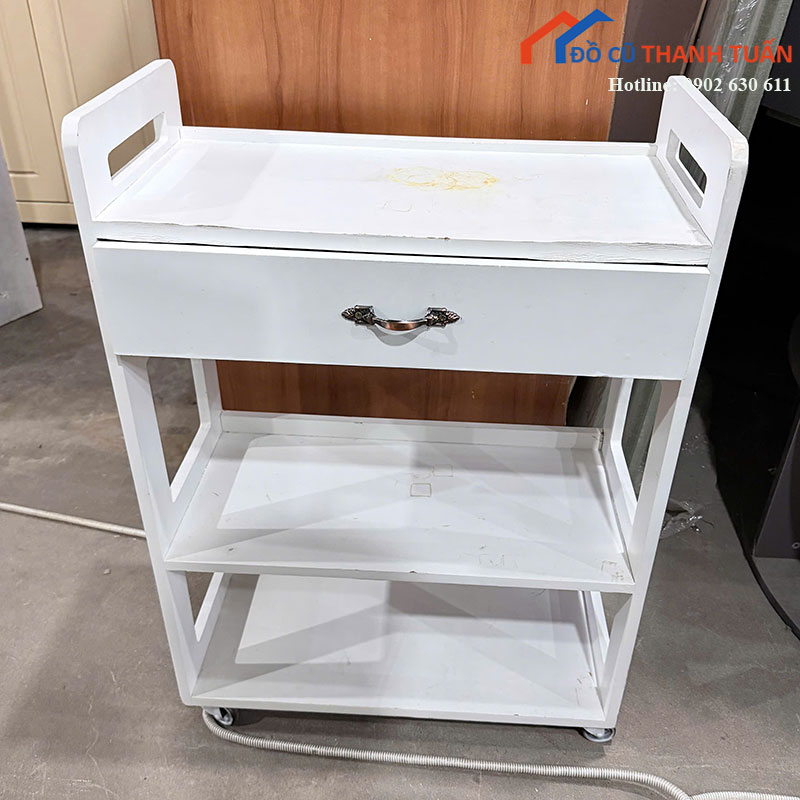 xe-day-spa-cu-3-tang-mau-trang-co-ngan-keo-2 Xe Đẩy Spa Cũ 3 Tầng Màu Trắng Có Ngăn Kéo